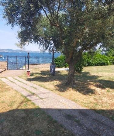 Independent Villa With Private Beach On The Lake Bracciano  Luaran gambar