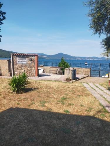 Independent Villa With Private Beach On The Lake Bracciano  Luaran gambar