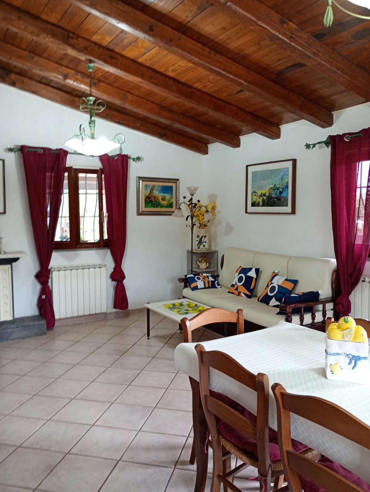Independent Villa With Private Beach On The Lake Bracciano  Luaran gambar